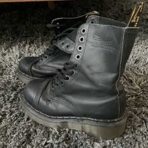 Dr Martens